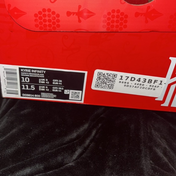 Hey! I hope your days going well,I have some Kyrie infinity(Safety Orange/Black) - Picture 4 of 5